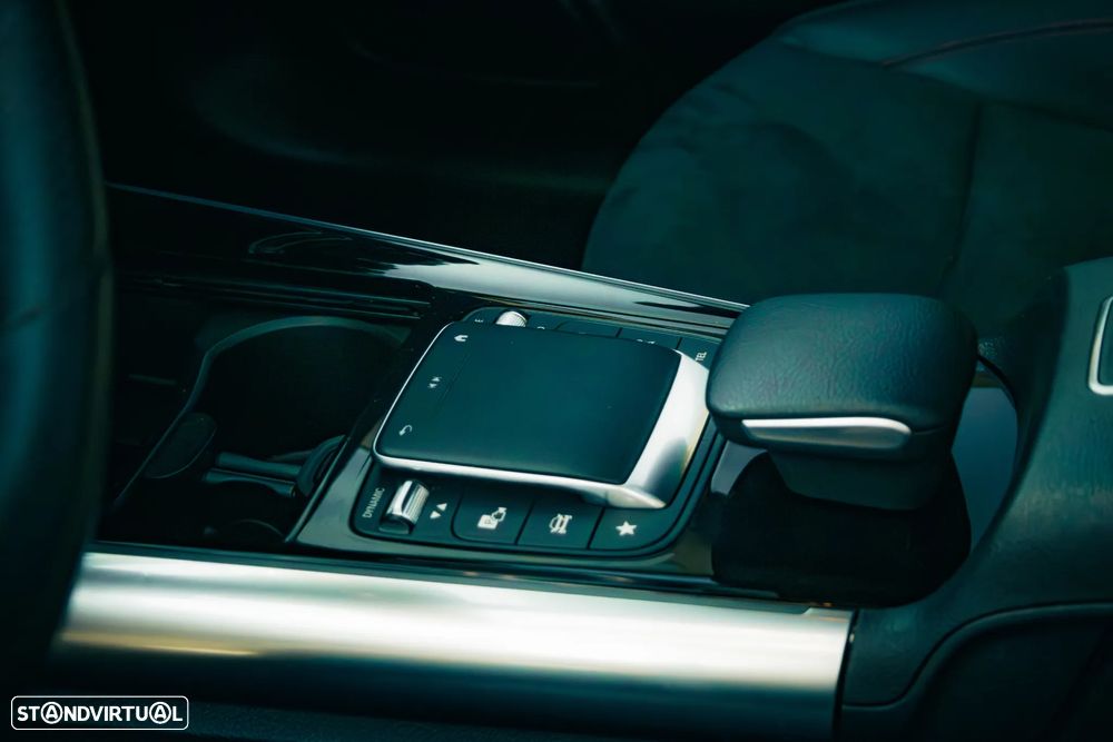 Mercedes-Benz GLA 250 e 8G-DCT AMG Line - 8