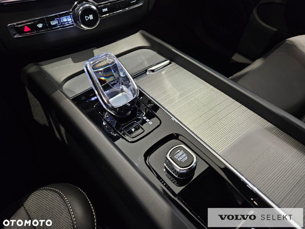Volvo XC 60 - 32
