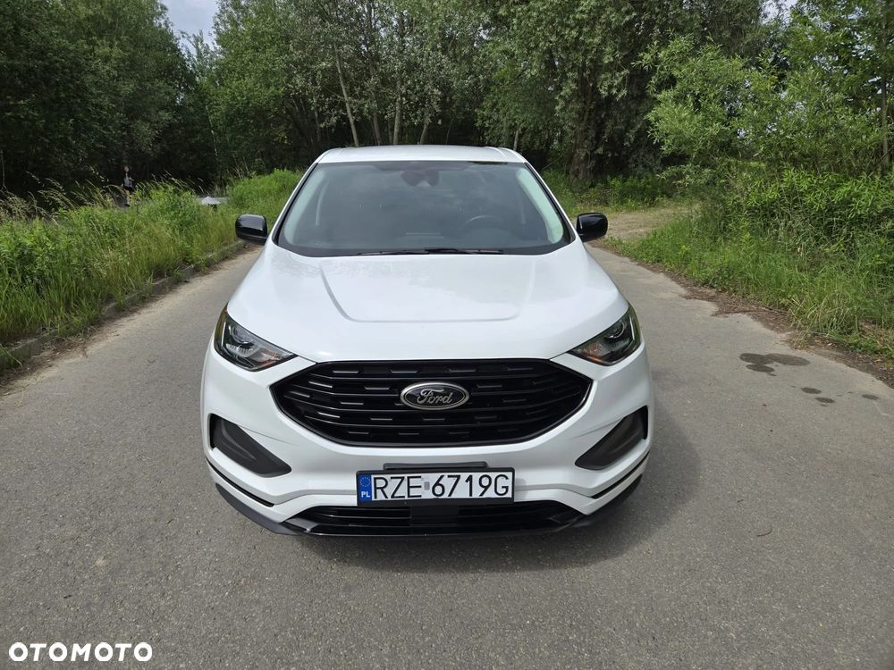 Ford Edge - 2