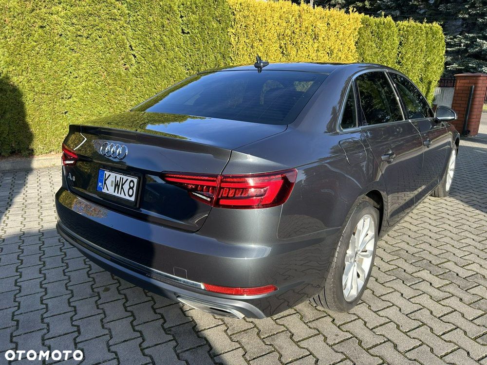 Audi A4 Limousine 2.0 TFSI ultra S tronic - 4