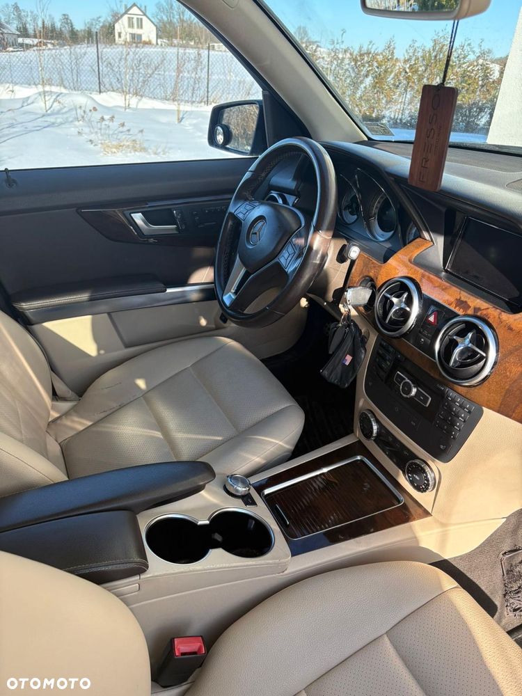 Mercedes-Benz GLK 350 4Matic (BlueEFFICIENCY) 7G-TRONIC - 10