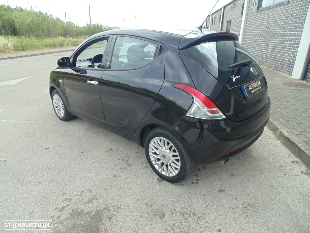 Lancia Ypsilon 1.3 M-jet S&S Gold - 13