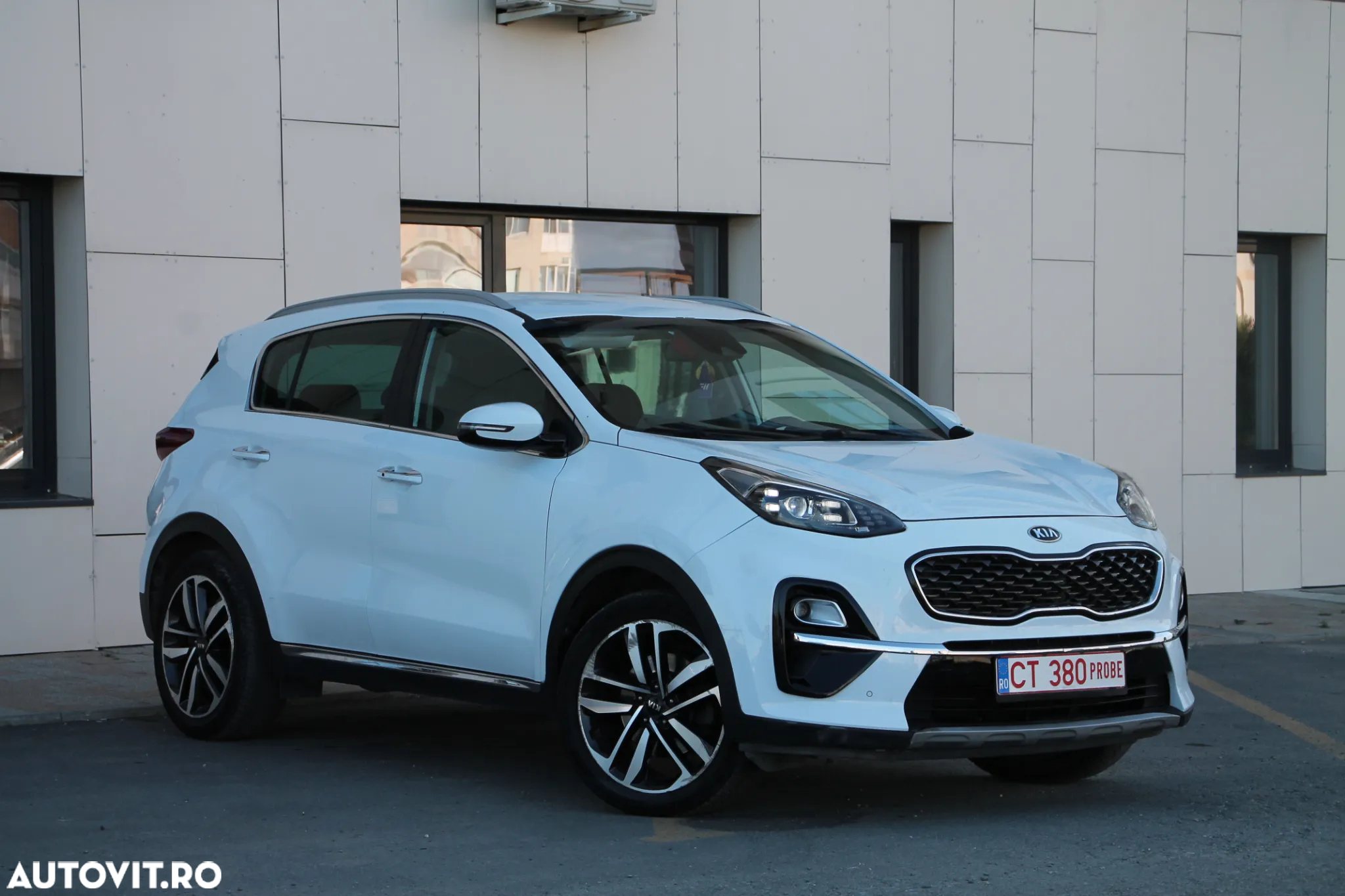Kia Sportage 1.6 CRDI AWD Eco-Dynamics+ (48V M-H) DCT GT LINE - 10