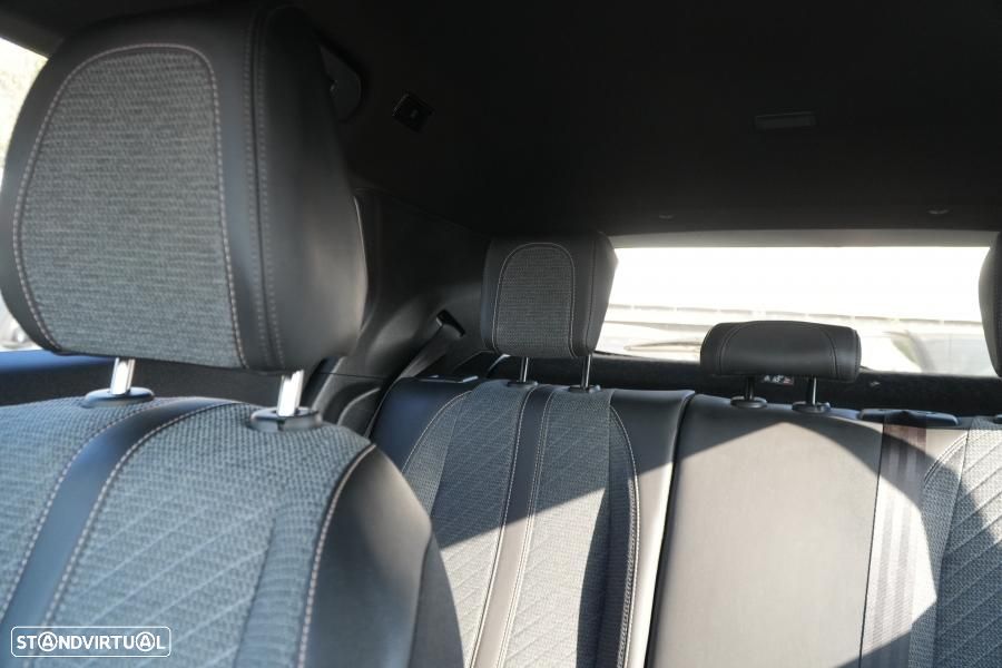 Peugeot 2008 PureTech 130 EAT8 Allure Pack - 14