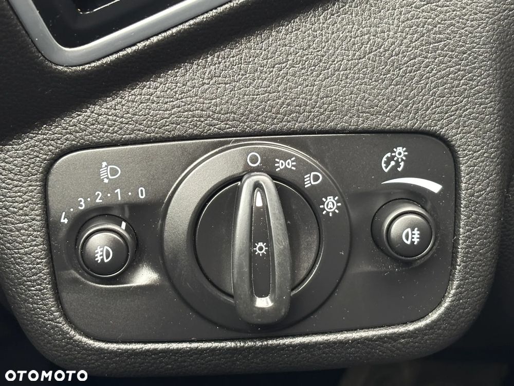 Ford Kuga 2.0 TDCi 4x4 Titanium - 26