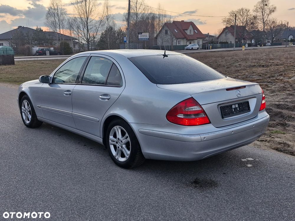 Mercedes-Benz Klasa E 280 4Matic Automatik Elegance - 10