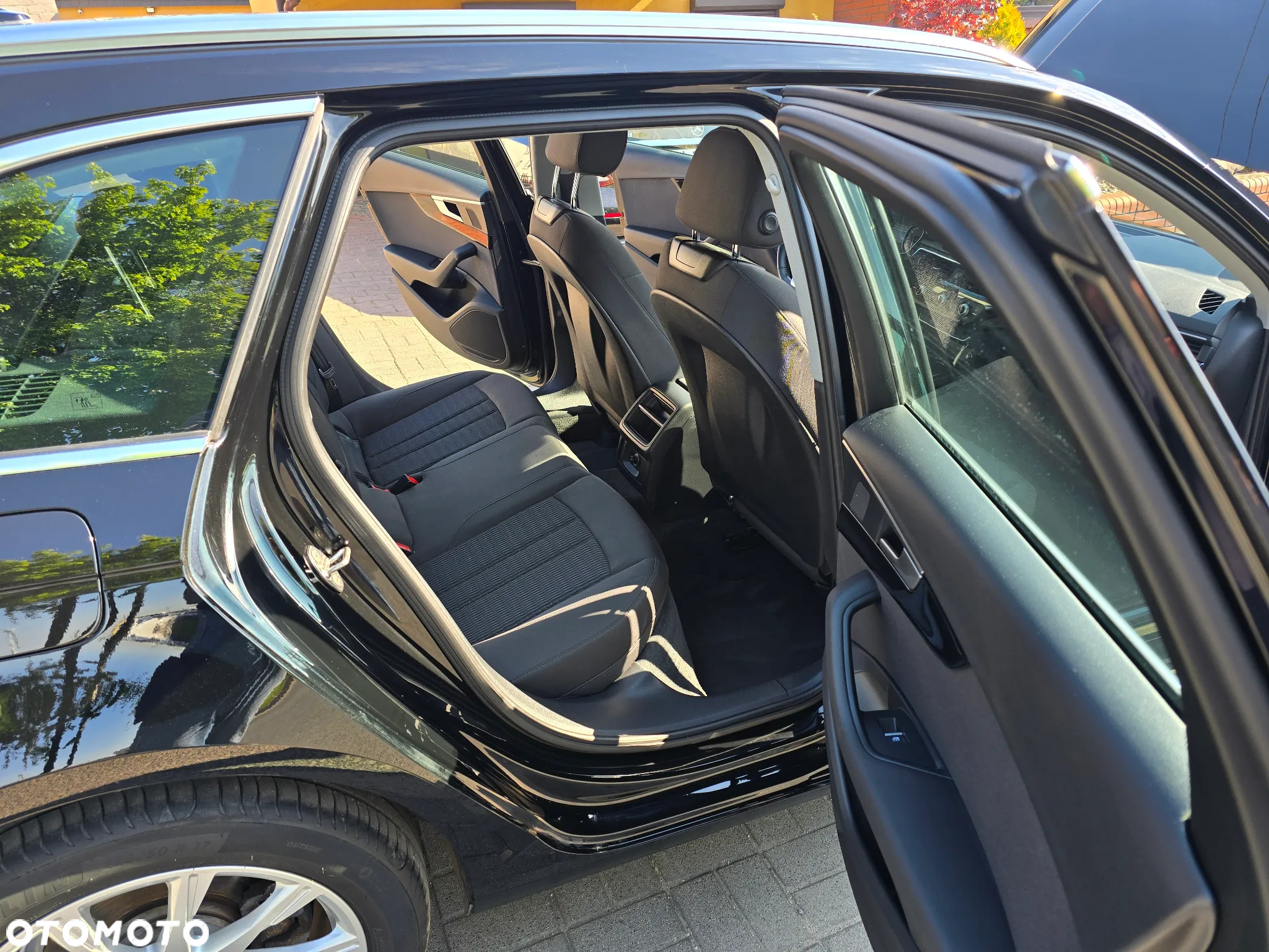 Audi A4 Avant 2.0 TDI S tronic design - 19