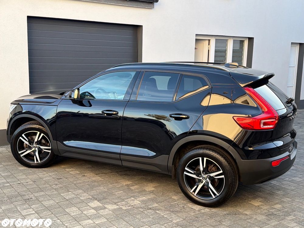 Volvo XC 40 T3 Geartronic RDesign - 27