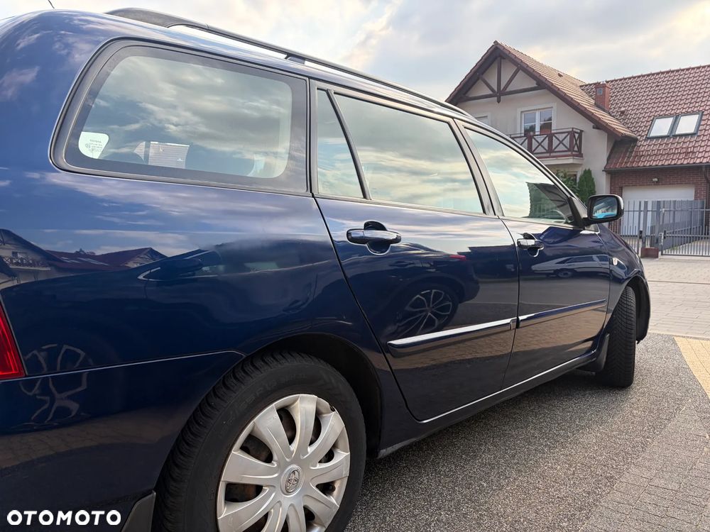 Toyota Corolla 1.4 D-4D Luna - 5