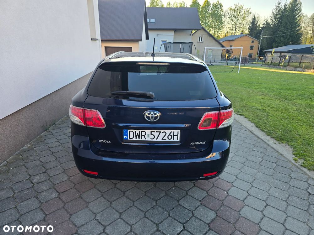 Toyota Avensis 1.8 Executive - 7