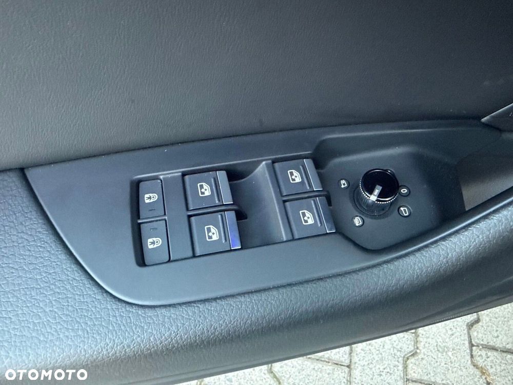 Audi A6 Avant - 31