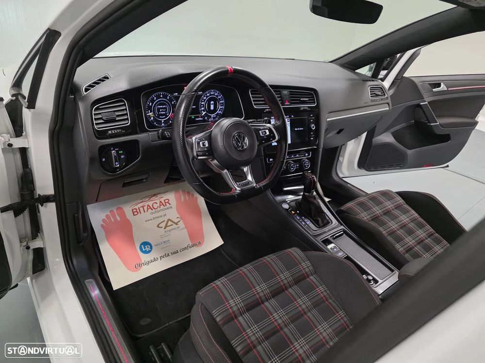 VW Golf 2.0 TSI GTI DSG Performance - 46