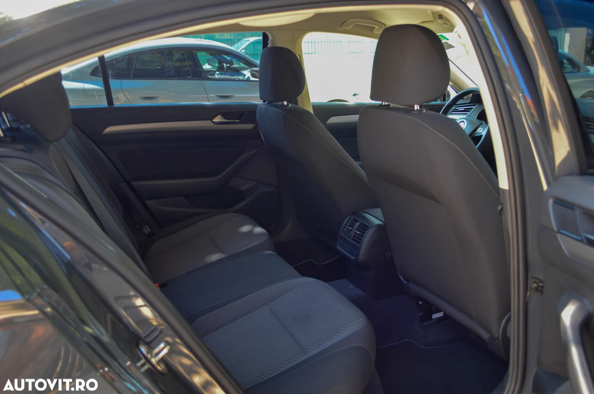 Volkswagen Passat 1.4 TSI (BlueMotion Technology) Trendline - 20