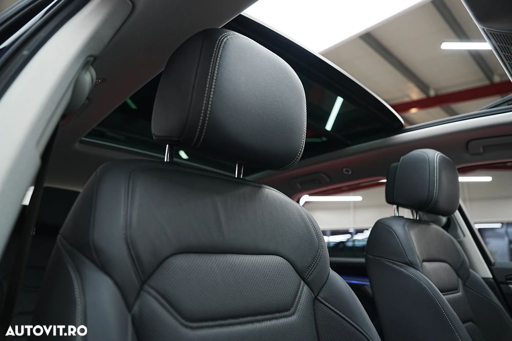 Volkswagen Touareg 3.0 V6 e-Hybrid 4Motion Aut. Elegance - 29