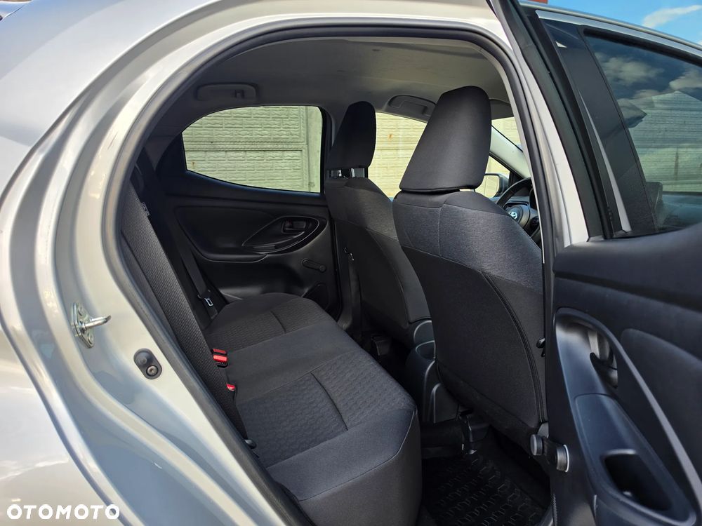 Toyota Yaris 1.5 VVT-i Comfort - 17