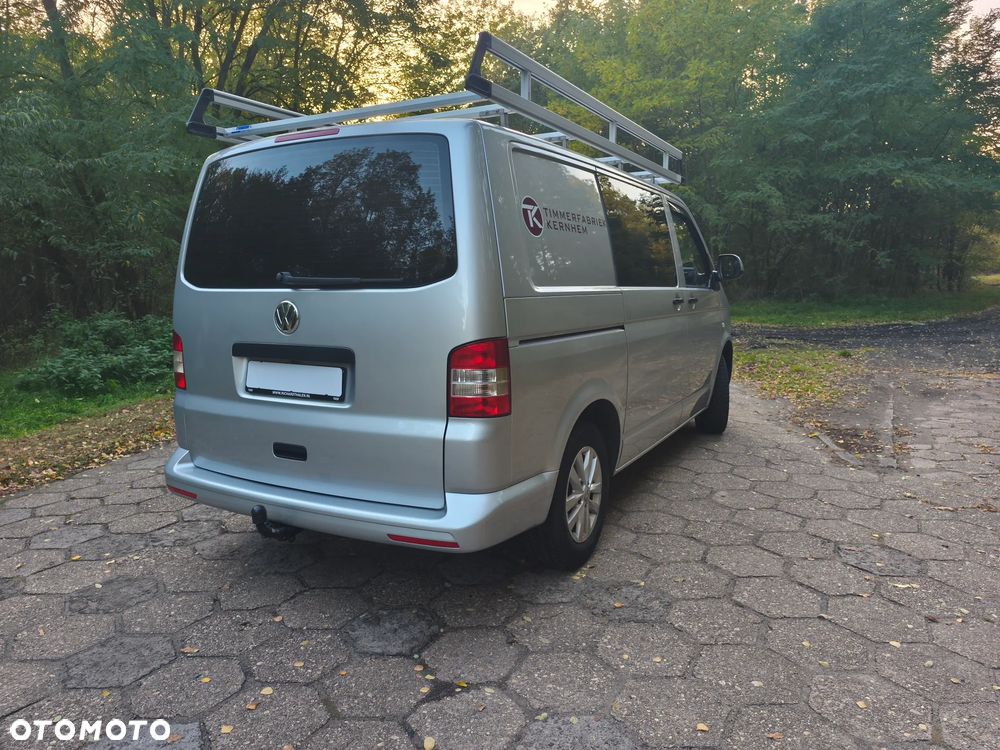 Volkswagen Transporter - 11