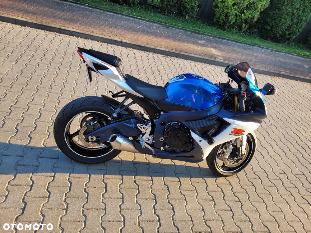 Suzuki GSX-R - 4