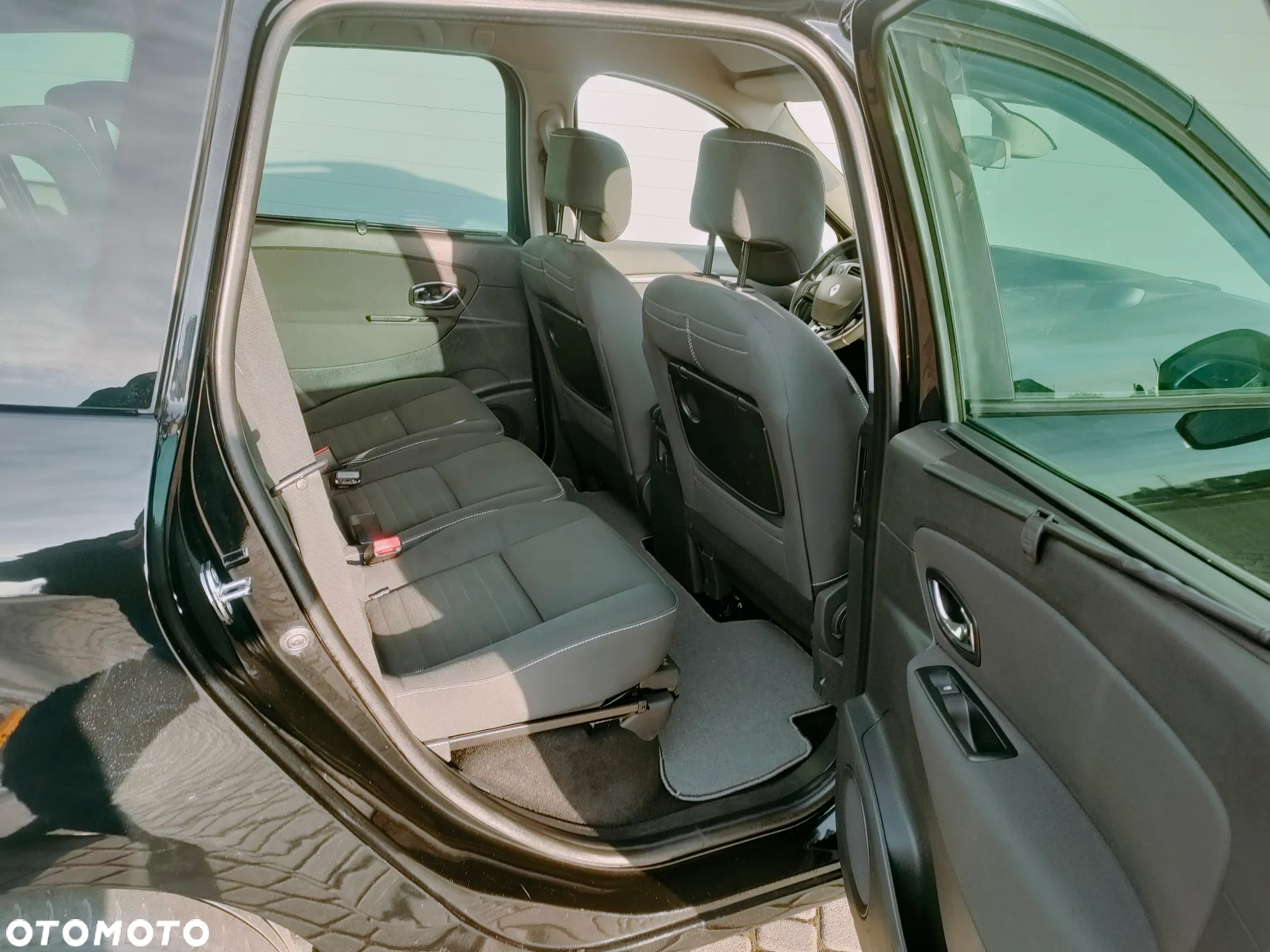 Renault Grand Scenic Gr 1.2 TCe Energy Limited EU6 - 27