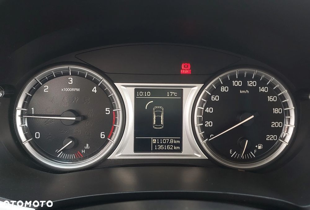 Suzuki Vitara 1.6 DDiS (4x2) Comfort - 23