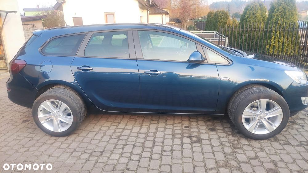 Opel Astra 1.7 CDTI DPF (119g) Edition - 10