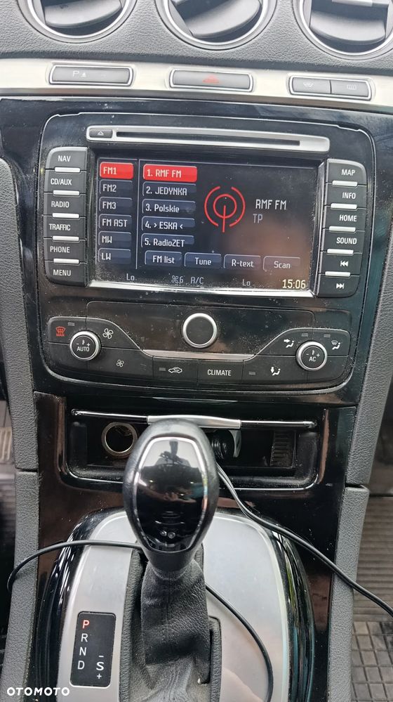 Ford S-Max - 8