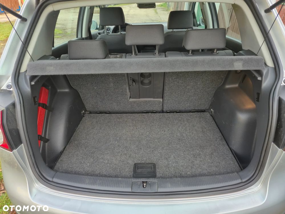 Volkswagen Golf Plus - 18