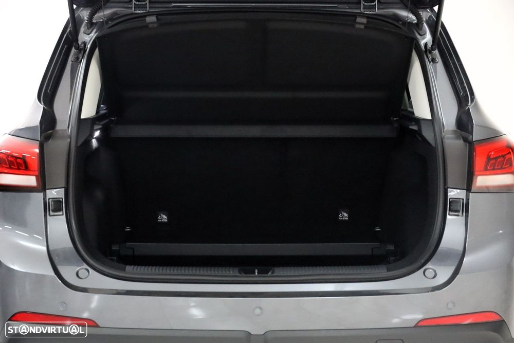 MG ZS 1.5 Hybrid+ Premium - 3