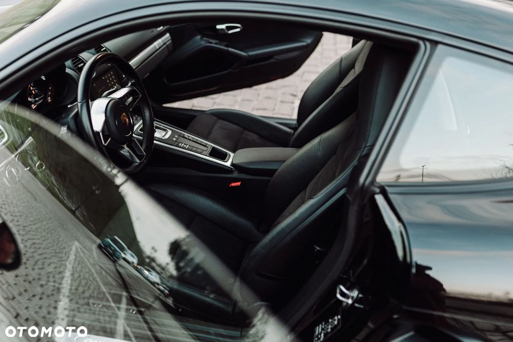 Porsche 718 Cayman GPF PDK - 34