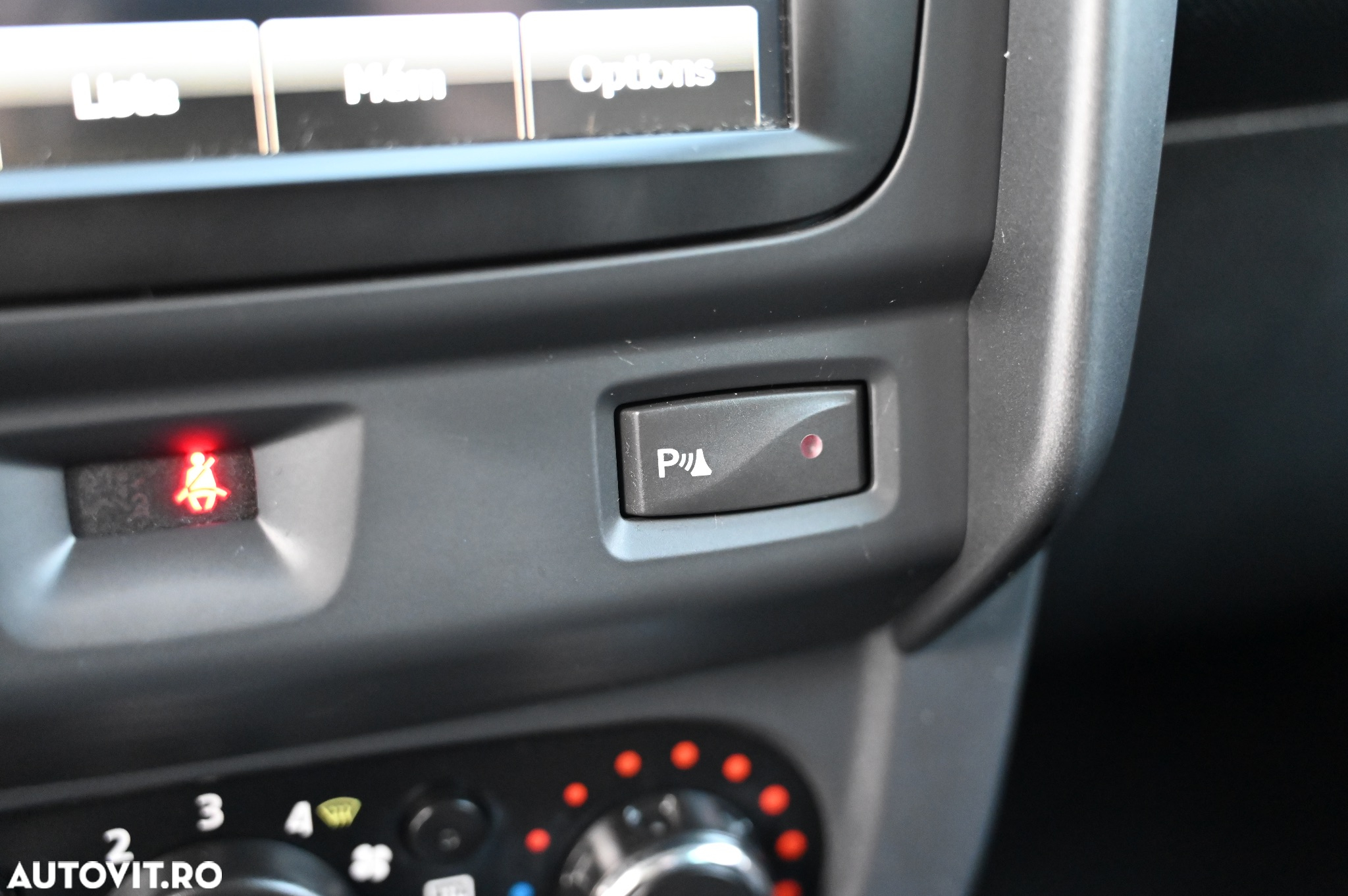 Dacia Duster dCi 110 FAP 4x2 Prestige - 11
