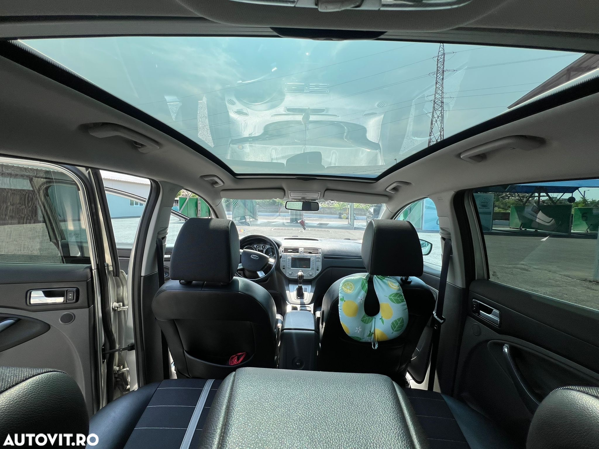 Ford Kuga - 12