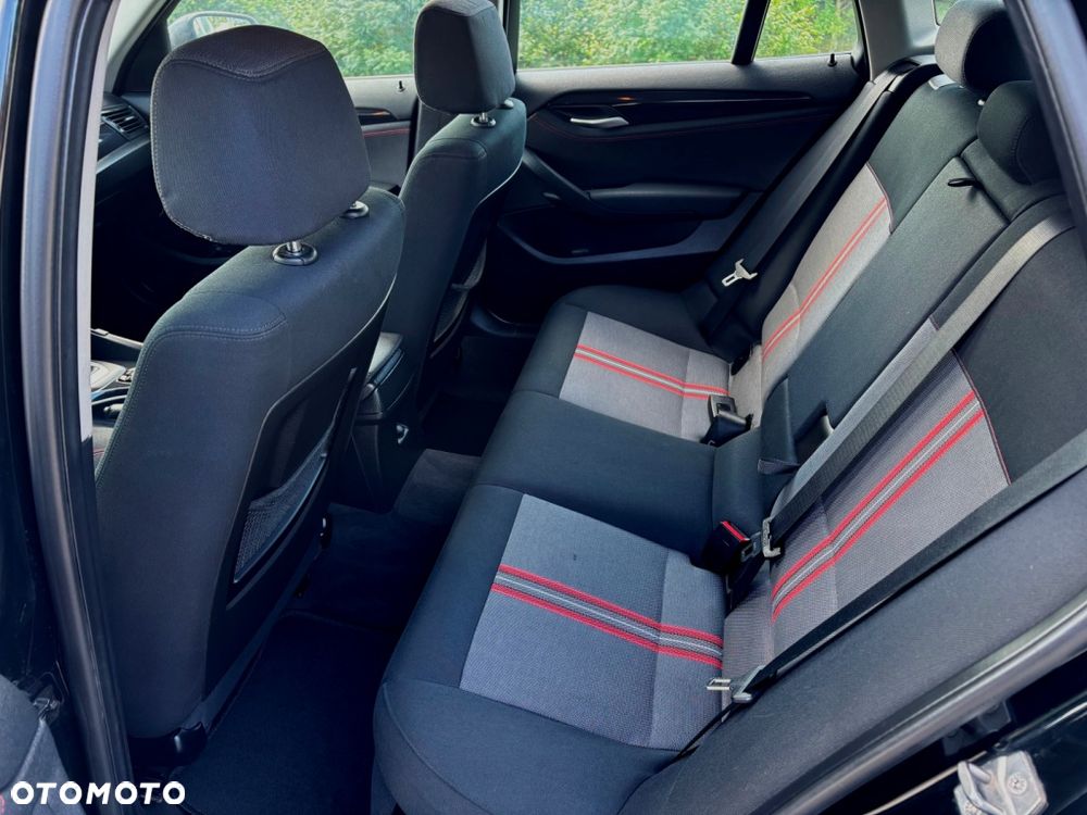 BMW X1 xDrive18d Sport Line - 7