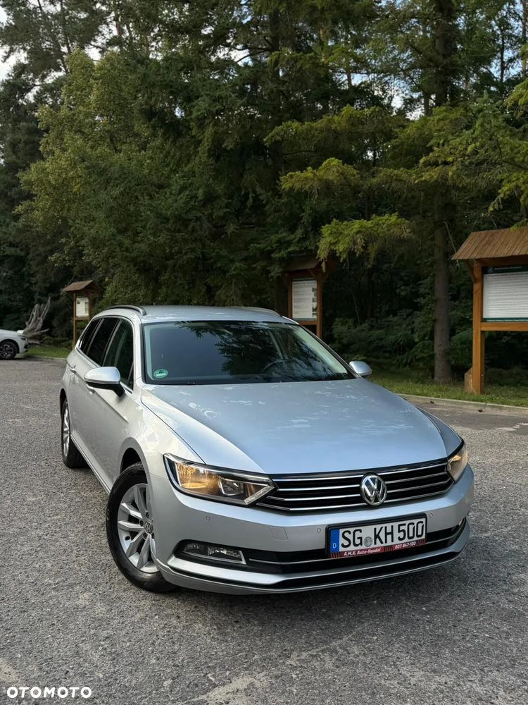 Volkswagen Passat - 2