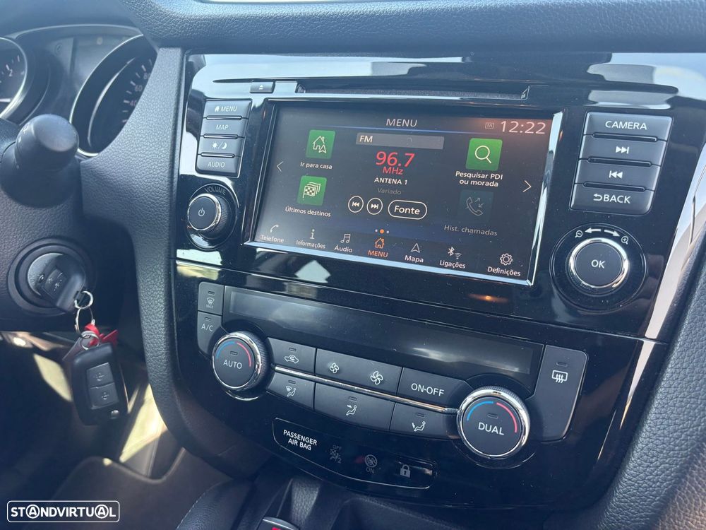 Nissan Qashqai 1.5 dCi N-Connecta - 11
