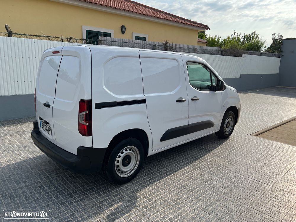 Peugeot PARTNER BLUEHDI 100 STANDARD - 4