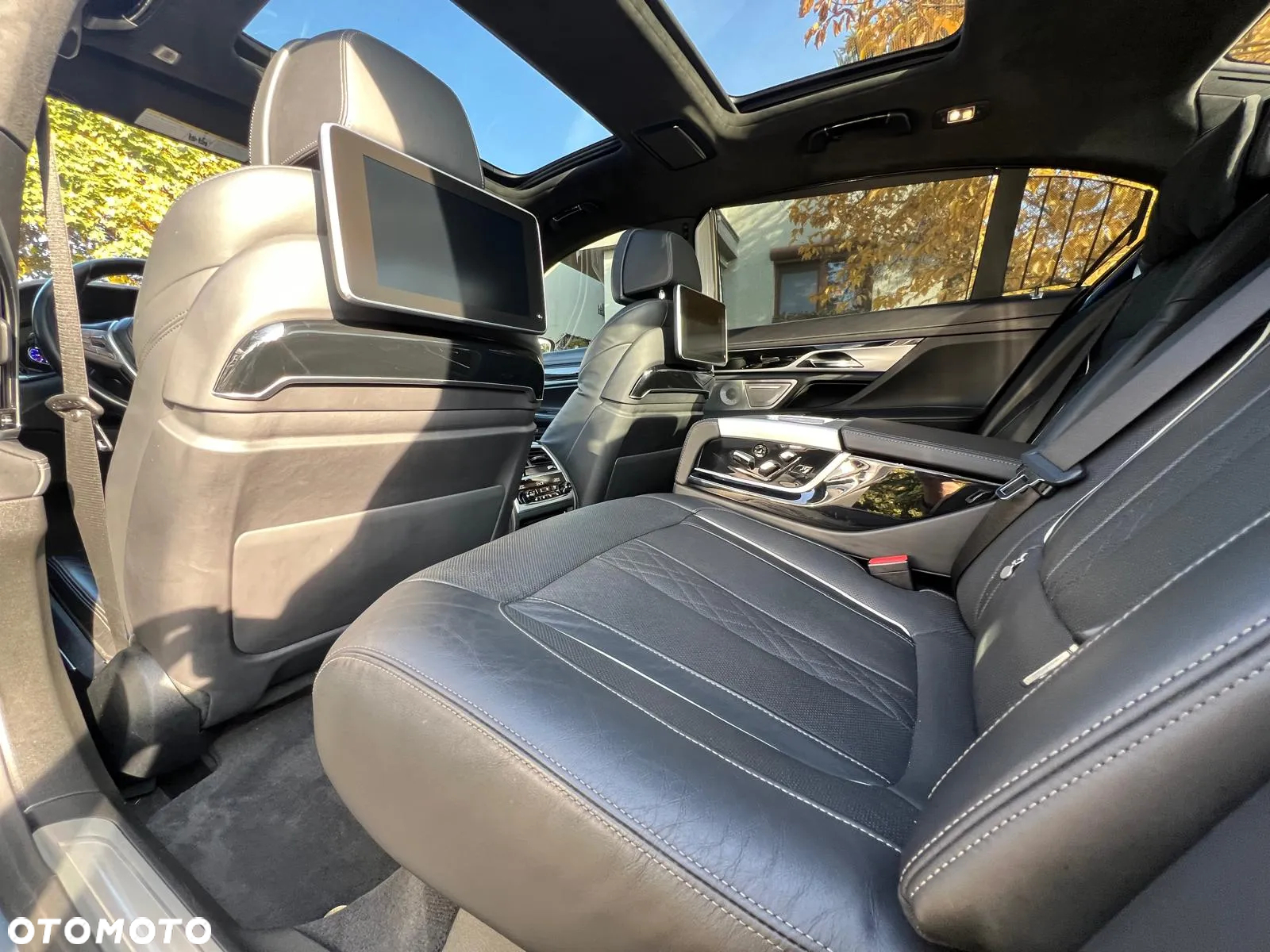 BMW-ALPINA B7 Biturbo - 17