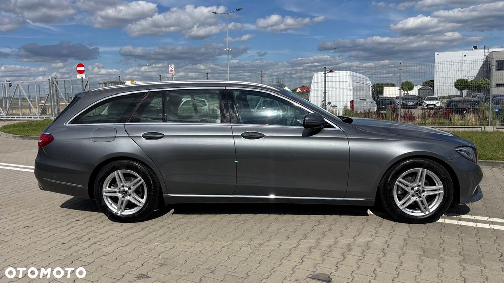 Mercedes-Benz Klasa E 220 d 9G-TRONIC Exclusive - 9