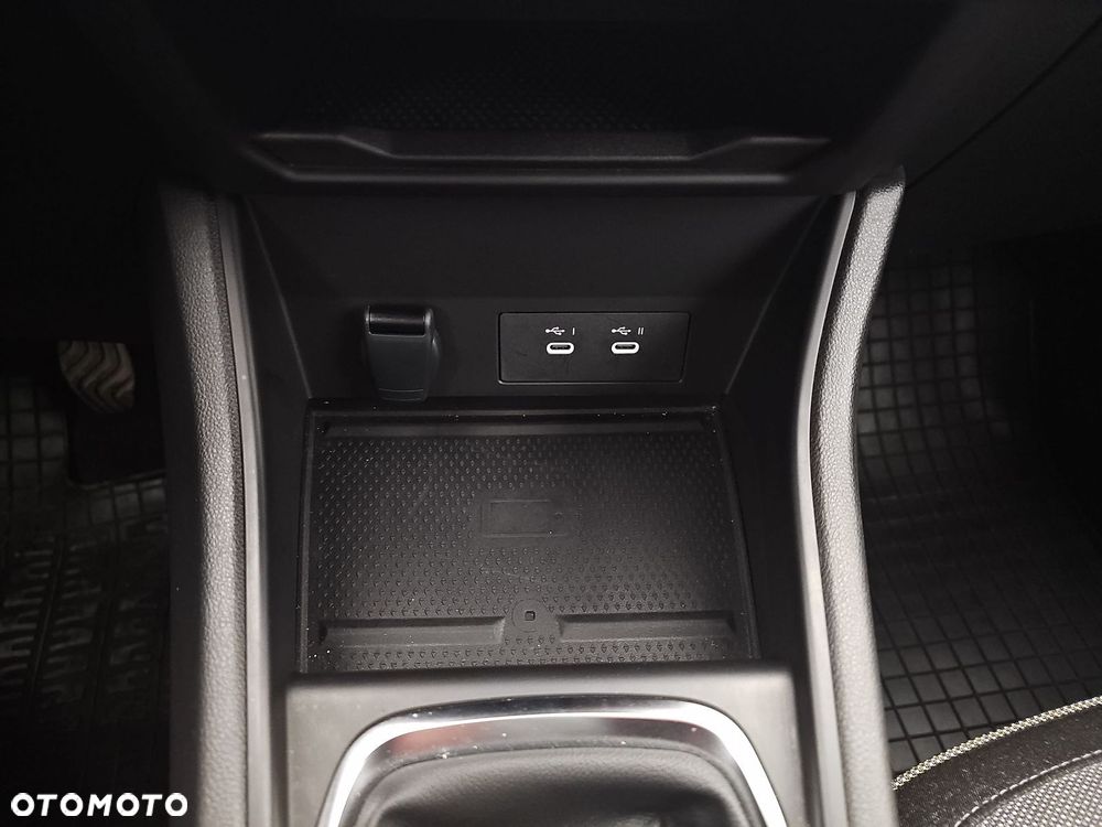 Renault Captur 1.0 TCe Techno - 19