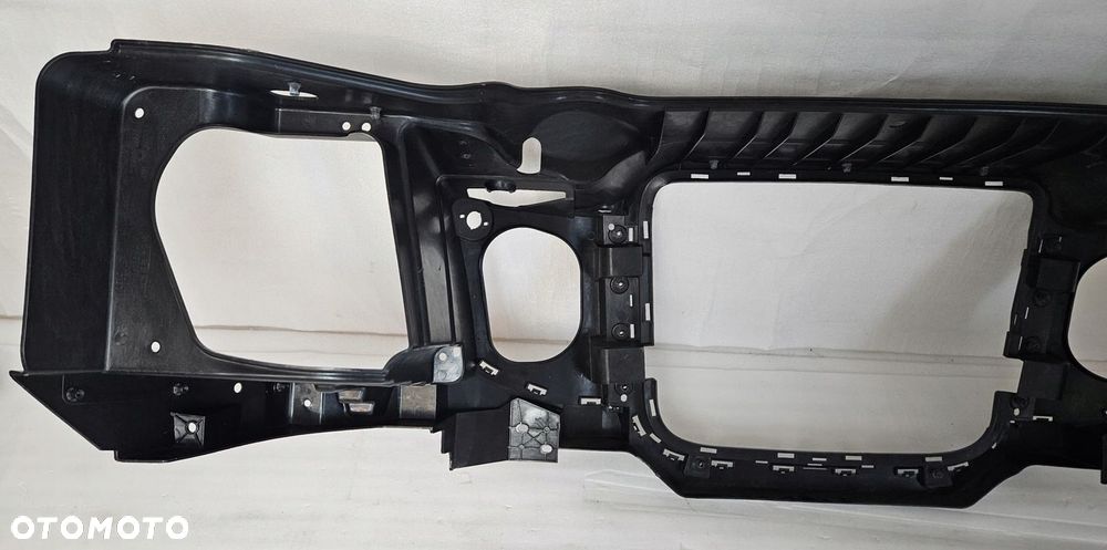 PAS PRZEDNI WZMOCNIENIE LEVC 2019- - 10