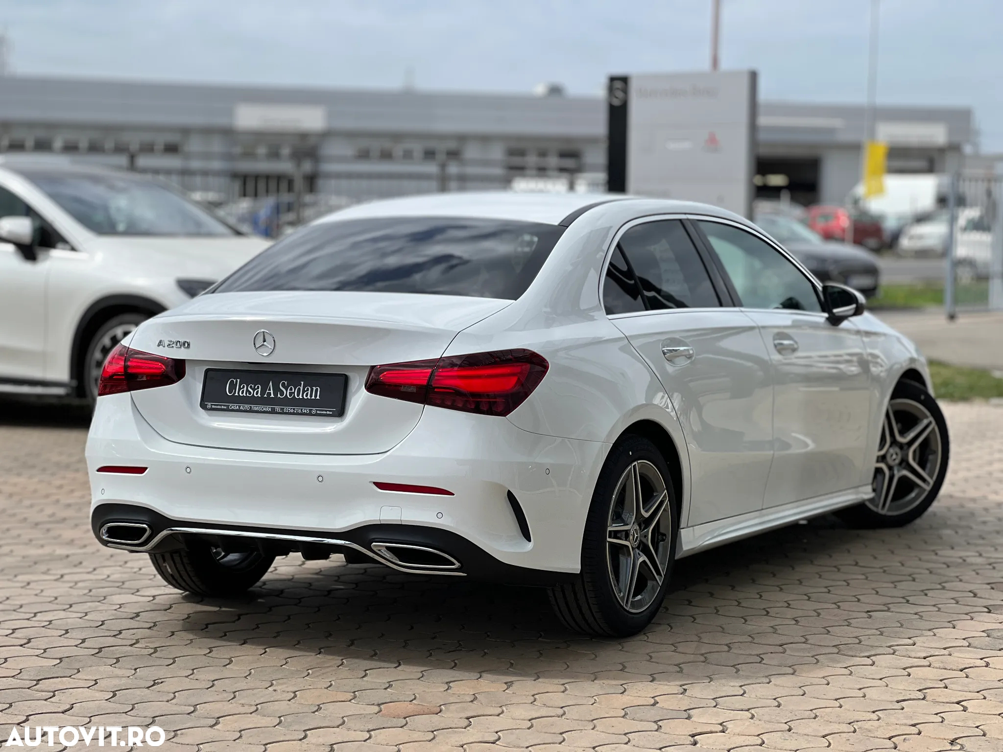 Mercedes-Benz A 200 MHEV 7G-DCT Sedan - 5
