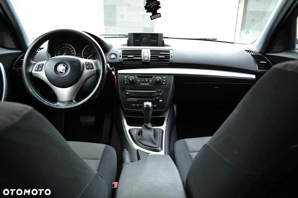 BMW Seria 1 120d - 10