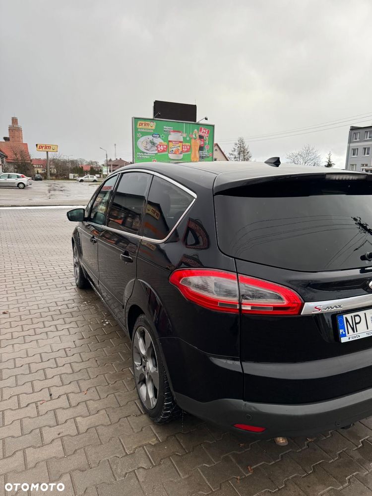 Ford S-Max - 9