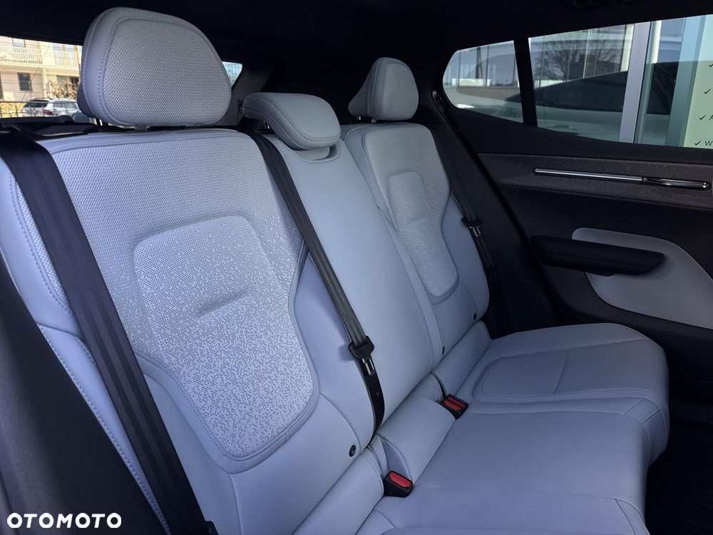 Volvo EX30 - 25