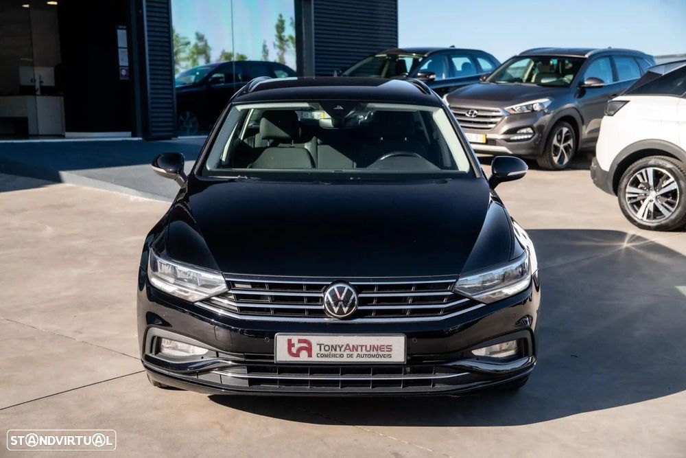 VW Passat Variant 2.0 TDi Elegance DSG - 14