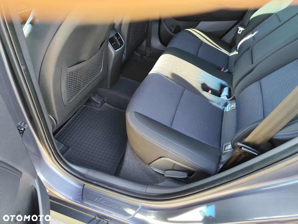 Hyundai Tucson 2.0 CRDI BlueDrive Comfort 2WD - 2