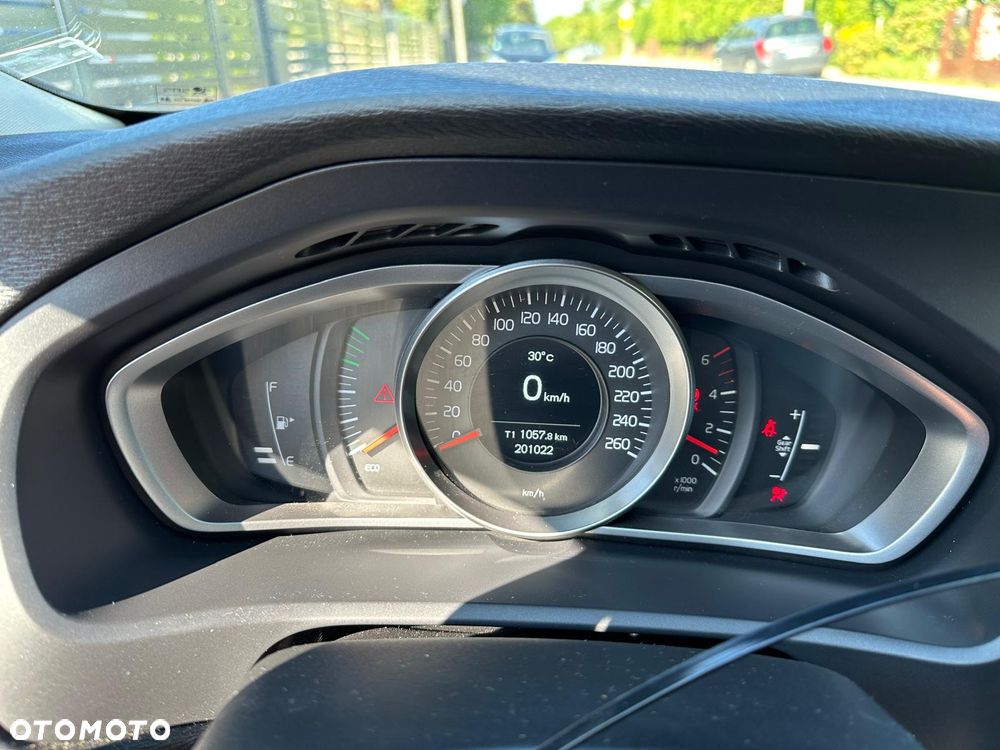 Volvo V40 D2 Drive-E SCR Momentum - 15