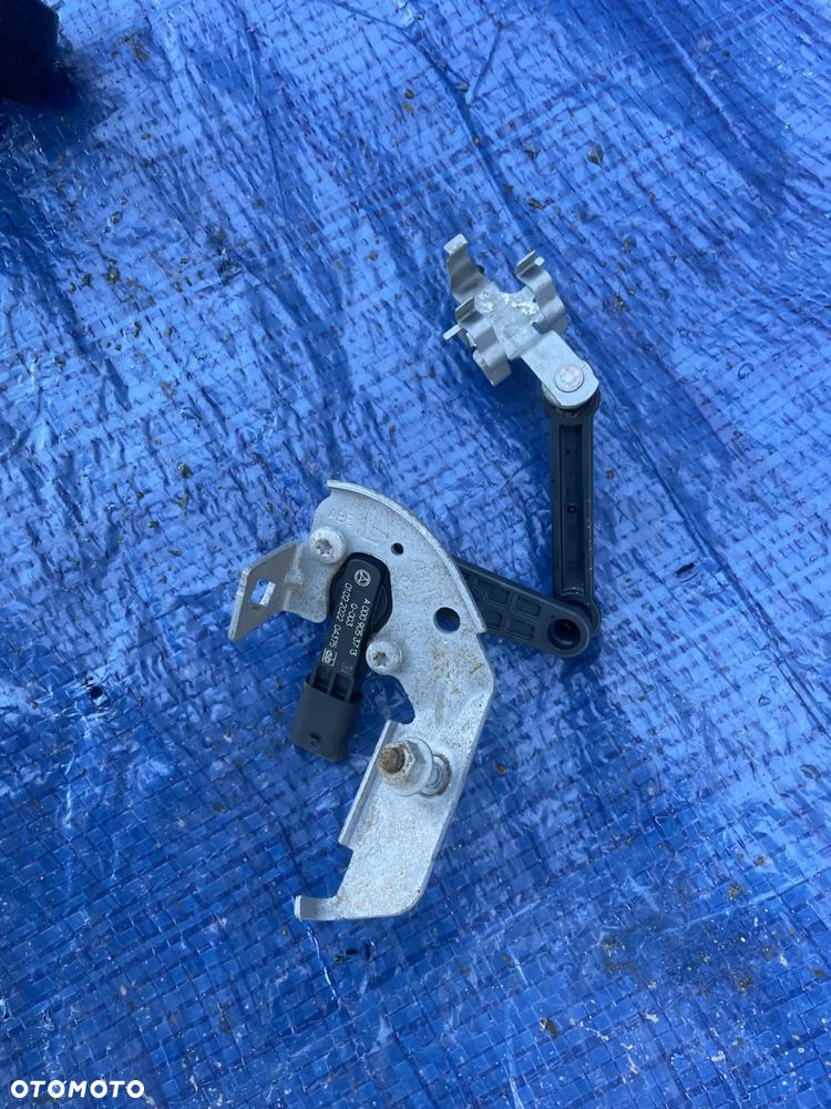 MERCEDES W206 MERCEDES-BENZ czujnik poziomowania a0009053713