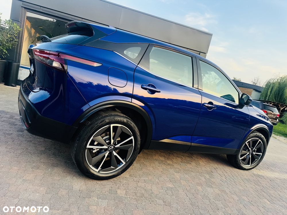 Nissan Qashqai 1.3 DIG-T DCT AKARI - 6
