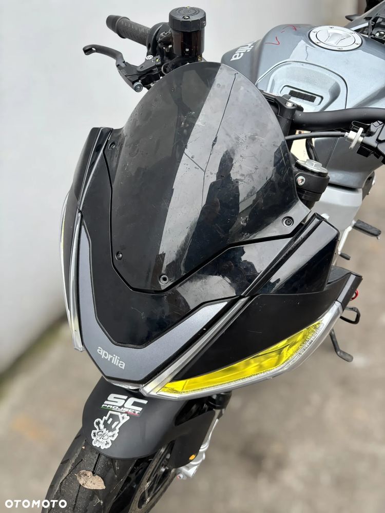 Aprilia Tuono - 10