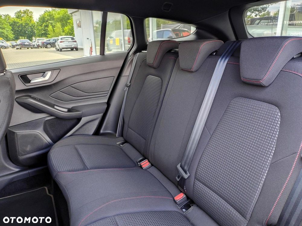 Ford Focus - 22