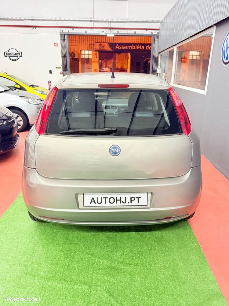 Fiat Punto 1.4 16V Emotion - 5